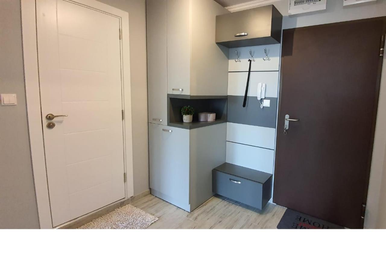 Apartamento K&K Stylish Elegance Burgas Exterior foto