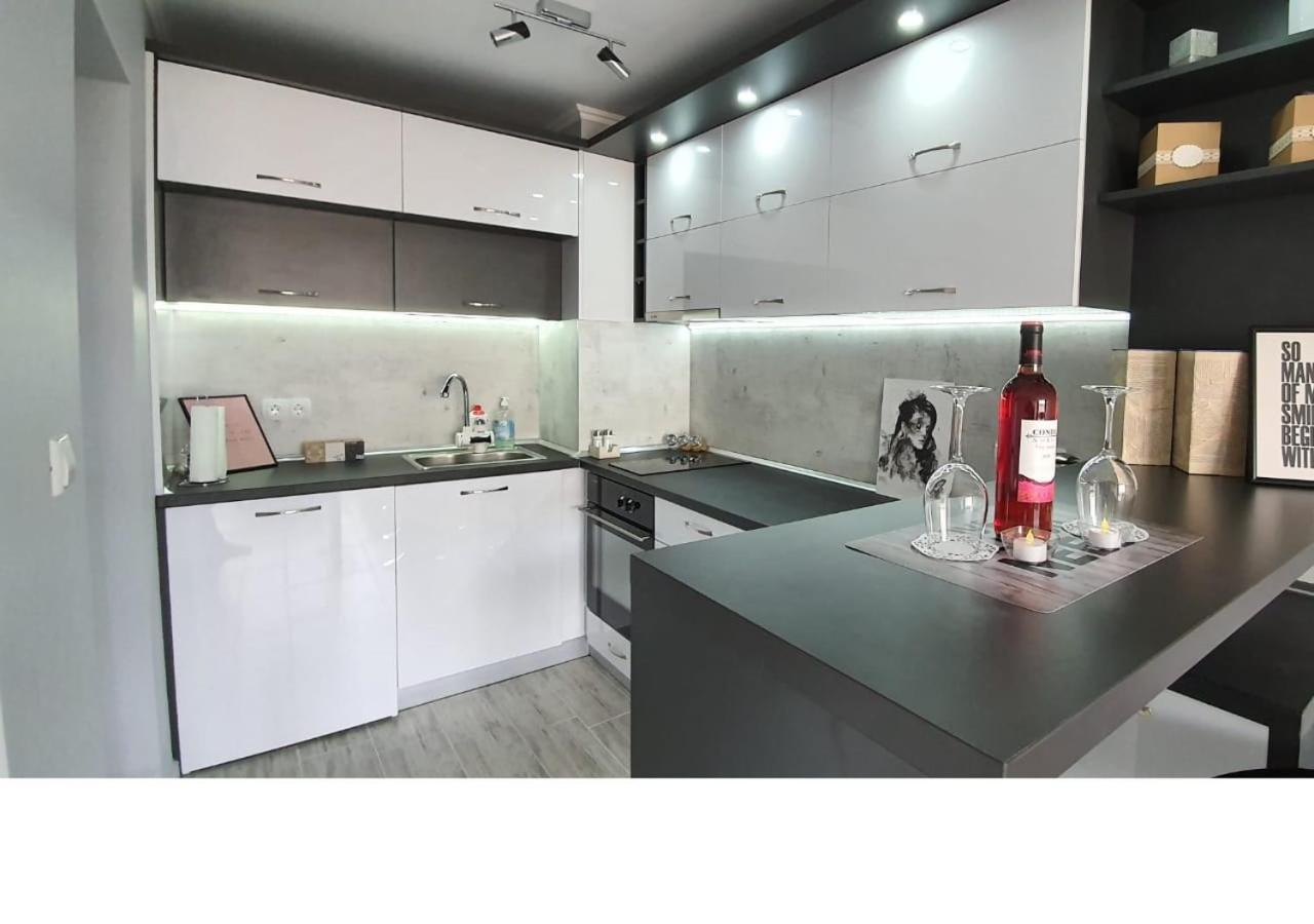 Apartamento K&K Stylish Elegance Burgas Exterior foto