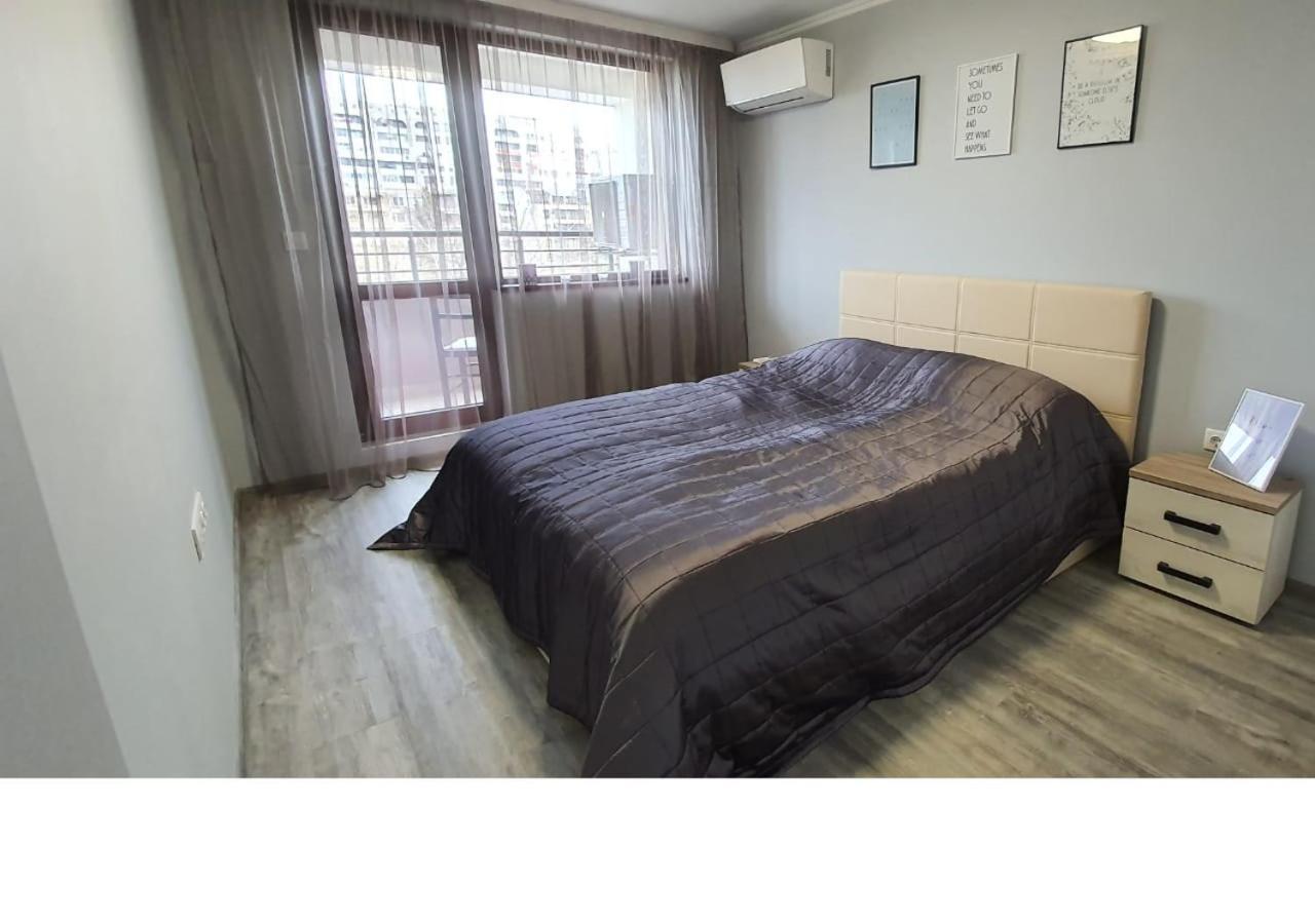 Apartamento K&K Stylish Elegance Burgas Exterior foto